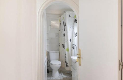 San Fernando Casa | Apartamento con jardín y pequeña piscina privada para refrescarse