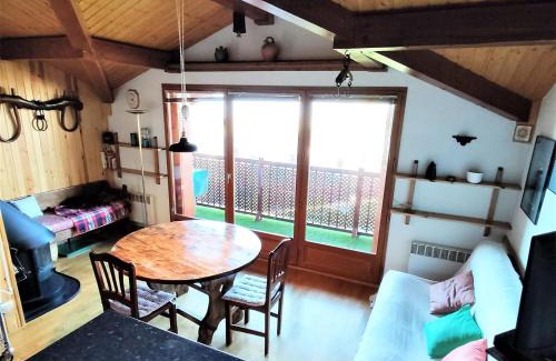 Sainte-Leocadie Apartamento | Apartamento con piscina en Santa Leocadia