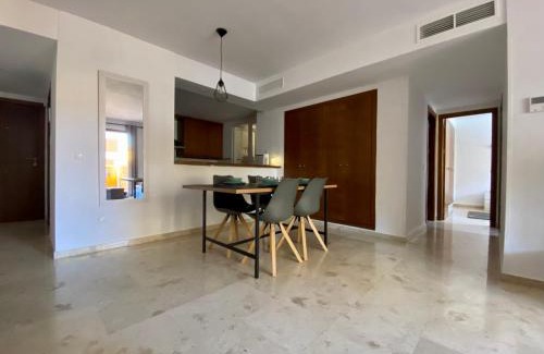 Punta Prima Apartamento | Apartamento con piscina y playa cercana en Torrevieja, area de Punta Prima AQ-125