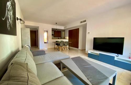 Punta Prima Apartamento | Apartamento con piscina y playa cercana en Torrevieja, area de Punta Prima AQ-125