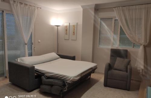 Daimuz Apartamento | APARTAMENTO CON TERRAZA, VISTAS AL MAR Y PISCINA