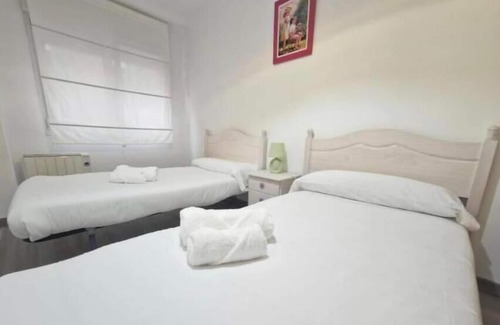Distrito Llano Apartamento | Apartamento con Terraza y Parking
