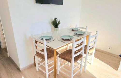 Sant Jaume Mediterrani Apartamento | Apartamento con terraza y vistas al mar en Son Bou