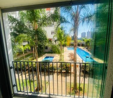 Campo Grande Apartamento | Apartamento confortável e com piscina em São Paulo