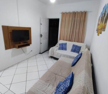Guaratuba Apartamento | APARTAMENTO COQUEIROS A 1 QUADRA DO MAR