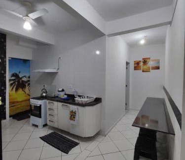 Guaratuba Apartamento | APARTAMENTO COQUEIROS A 1 QUADRA DO MAR