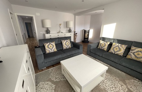 Quintans Apartamento | Apartamento Coqueto en Ubicación Ideal Para Visitar las Rias Baixas