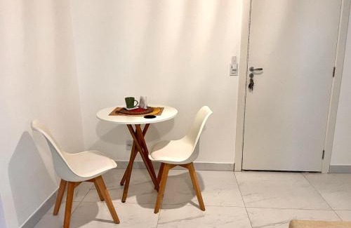 Santo Cristo Apartamento | Apartamento de 2 quartos, com piscina e há 10 km de copacabana
