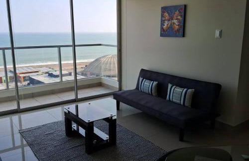 San Miguel Apartamento | apartamento de estreno con balcón frente al mar.