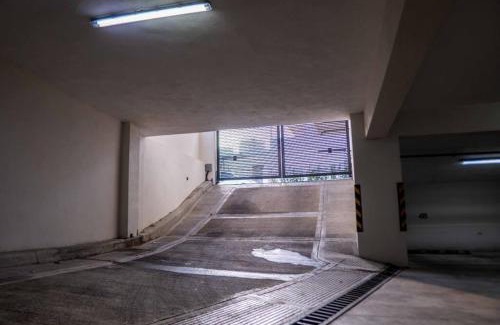 Serralles Apartamento | Apartamento De Lujo Con Piscina, GYM & Play Land