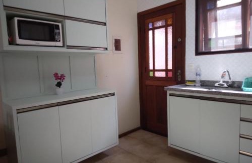Balneario Mogiano Apartamento | Apartamento Duplex a 100 metros da Praia de Boracéia