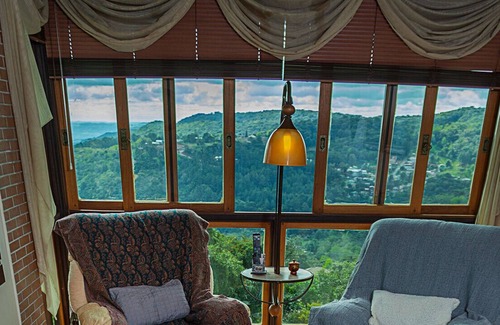 Bavaria Apartamento | Apartamento duplex com lareira e WiFi - Gramado/RS