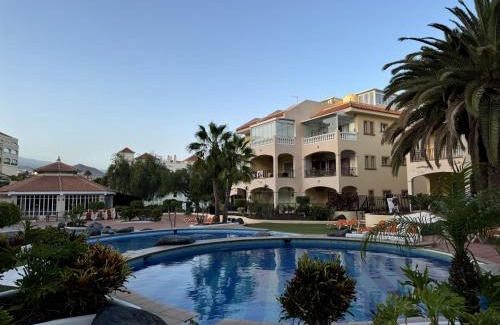 San Miguel de Abona Apartamento | Apartamento en Golf del Sur con piscina