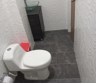 Roldanillo Apartamento | Apartamento Edificio Blanco-White Building