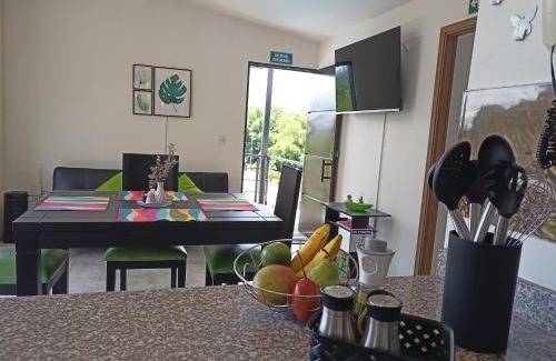 La Tebaida Apartamento | Apartamento Eje Cafetero - hermosa vista a piscinas