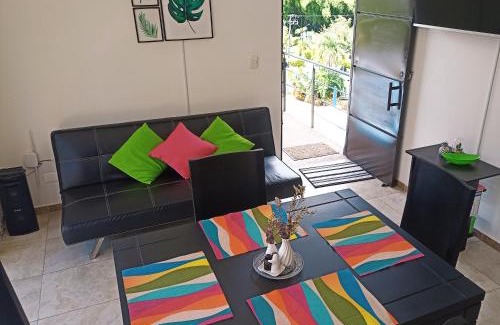 La Tebaida Apartamento | Apartamento Eje Cafetero - hermosa vista a piscinas