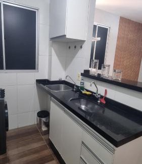 Carumbe Apartamento | Apartamento em condomínio proximo ao shopping Pantanal e parque tia Nair