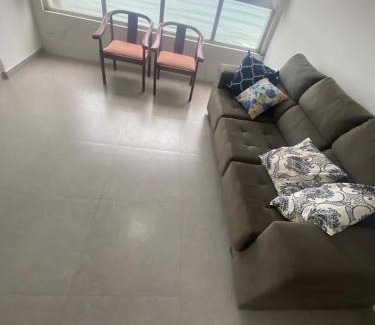 Ponta da Praia Apartamento | Apartamento em frente ao mar