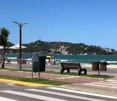 Tabuleiro dos Oliveiras Apartamento | Apartamento em Itapema