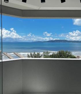 Tabuleiro dos Oliveiras Apartamento | Apartamento em itapema com maravilhosa vista mar