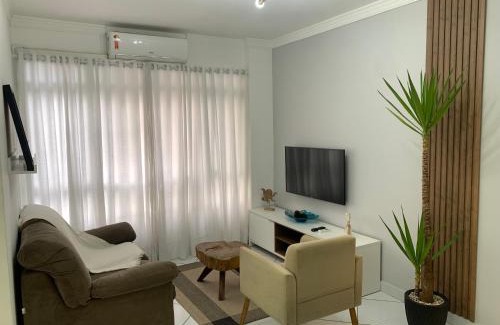 Gonzaga Apartamento | Apartamento em Santos no Gonzaga em frente a praia