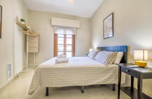 La Trinidad-San Juan y Todos los Santos Apartamento | Apartamento en el Centro con Parking y Terraza