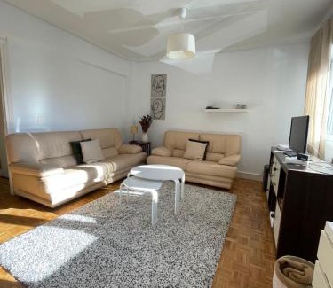 Algorta Apartamento | Apartamento en Getxo. Cercano al puerto viejo