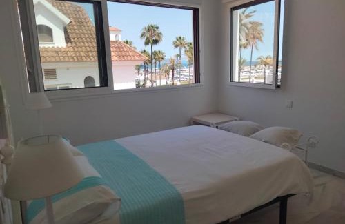 Castillo de Sabinillas Apartamento | APARTAMENTO EN LA PLAYA