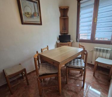 Moreda Apartamento | Apartamento en Moreda 21A05