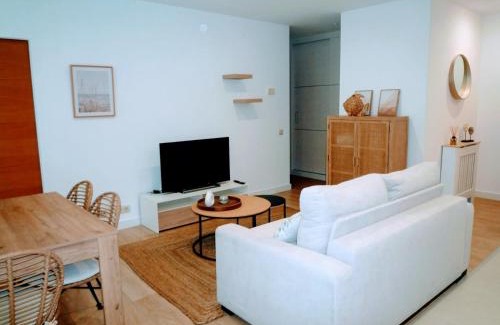 Bergondo Apartamento | Apartamento en Sada con Piscina