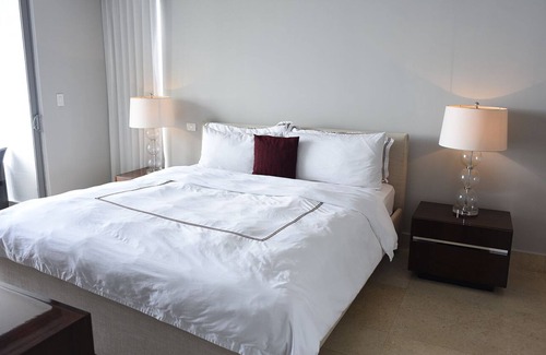 Marbella Apartamento | Apartamento en YOO Vista al mar en Avenida Balboa