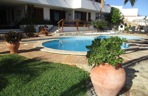 Radazul Apartamento | Apartamento en zona residencial con vistas al mar.
