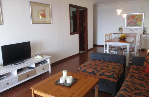 Radazul Apartamento | Apartamento en zona residencial con vistas al mar.
