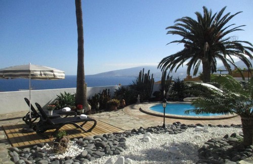 Radazul Apartamento | Apartamento en zona residencial con vistas al mar.