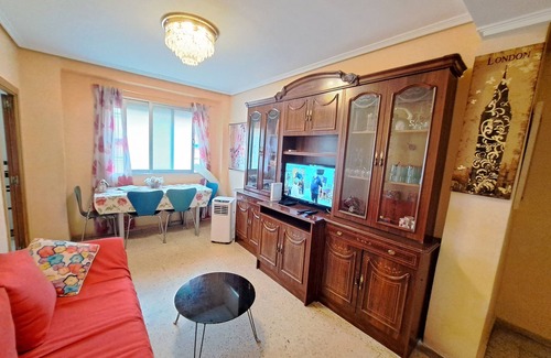 Rascanya Apartamento | Apartamento exterior de 3 habitaciones con WiFi y televisión por cable