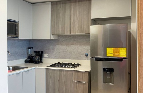 Calidonia Apartamento | Apartamento frente al mar en Ave. Balboa con piscina infinita