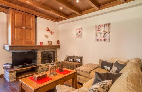 Baqueira Apartamento | Apartamento Garona by Totiaran