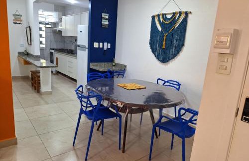 Jardim Vitoria Apartamento | Apartamento Guarujá Enseada Caravela - próximo da praia - com ar condicionado e vaga para carro