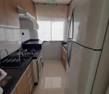 Uniao da Vitoria Apartamento | Apartamento inteiro com garagem coberta Treviso