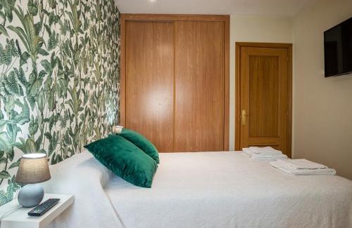 Cangas de Onís Apartamento | Apartamento Irene céntrico con Wifi y parking coche tamaño medio Cangas de Onís