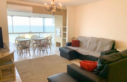 Centro Apartamento | Apartamento Itapema na Av principal à 50 m da praia