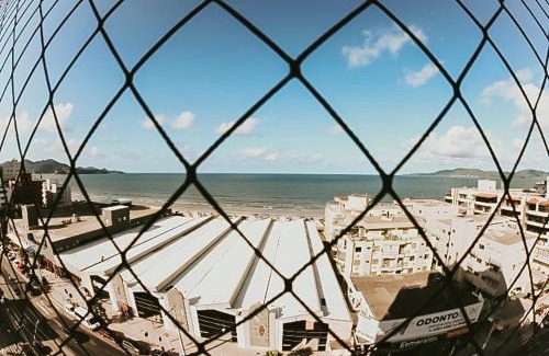 Centro Apartamento | Apartamento Itapema na Av principal à 50 m da praia