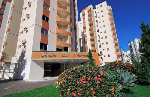 Do Turista Apartamento | Apartamento Jardins das Thermas - Achei Férias (com roupa de cama)