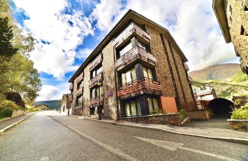 Canillo Apartamento | Apartamento junto a pistas en Canillo 2-8 HUT-7852