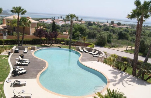 Alfarrobeira Apartamento | Apartamento La Baie