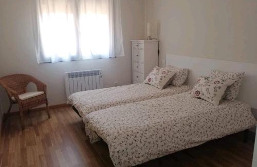 Ainsa Apartamento | Apartamento La Montañesa en Aínsa, bonito apartamento con grande terraza