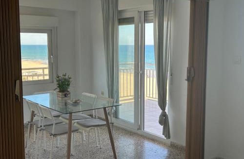 Grau i Platja Apartamento | Apartamento las Sirenas