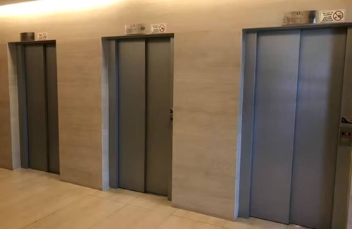 Setor Pedro Ludovico Apartamento | Apartamento Mobiliado Crystal Place 4 Pessoas