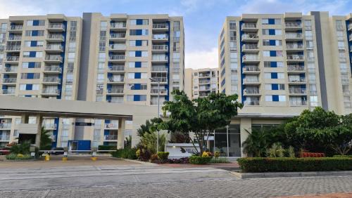 Ricaurte Apartamento | Apartamento moderno en Puerto Azul Club House