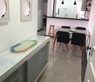 Loteamento Joao Batista Juliao Apartamento | Apartamento na Enseada com vista para o mar - 300 m da praia